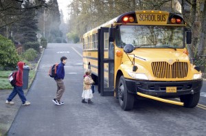 school-bus-1525654-1279x844